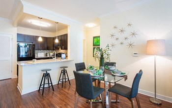 4817 Elmley Place 1-3 Beds Apartment, St. Charles for Rent - Photo Gallery 6