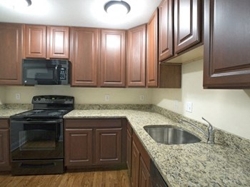 333 River Drive 1-2 Beds Apartment for Rent - Photo Gallery 22