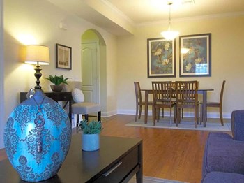 333 River Drive 1-2 Beds Apartment for Rent - Photo Gallery 3