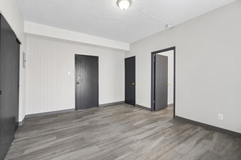 5457 Delmar Blvd Studio-1 Bed Apartment for Rent - Photo Gallery 9