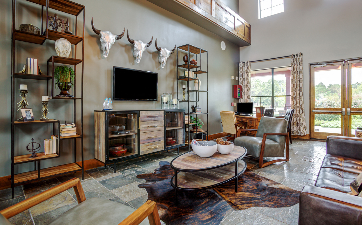 Clubhouse at The Ranch at Pinnacle Point Apartments in Rogers, AR