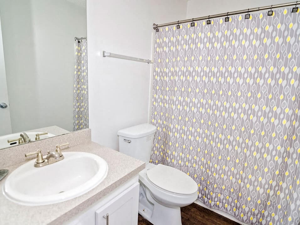 bathroom at 21 south apartments