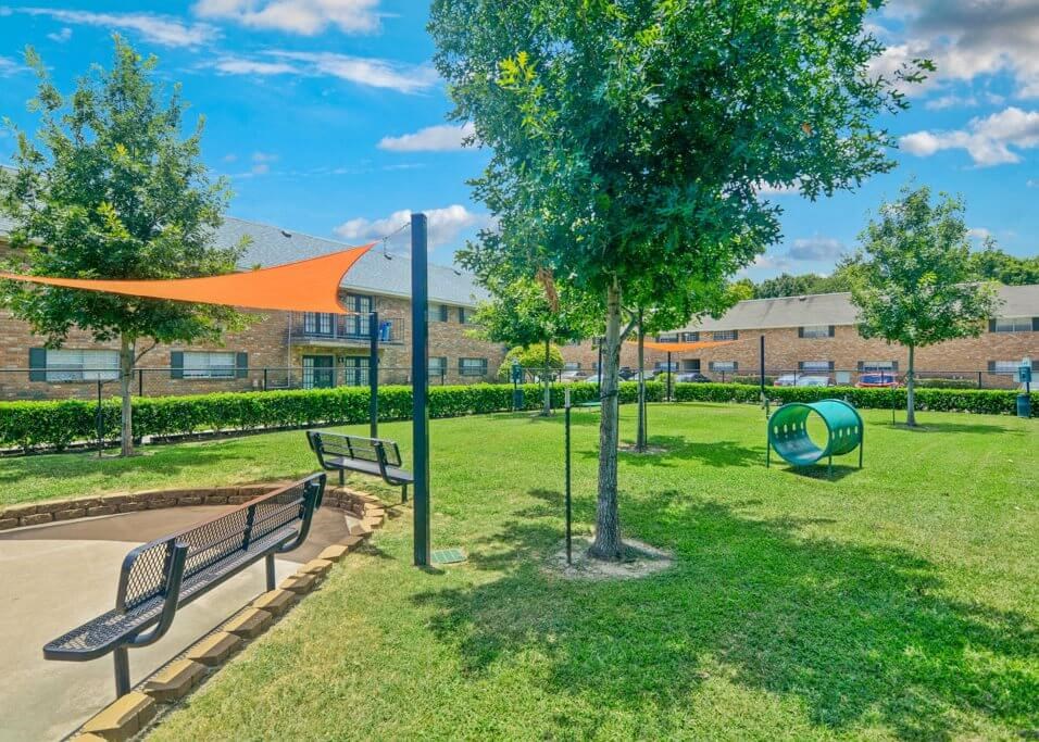 baton rouge la apartment with dog park