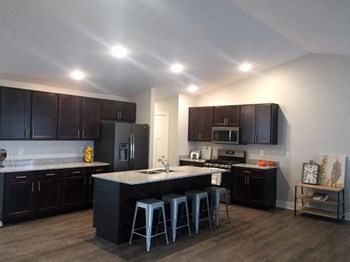 1266 South Village Circle 2-3 Beds Apartment for Rent - Photo Gallery 2