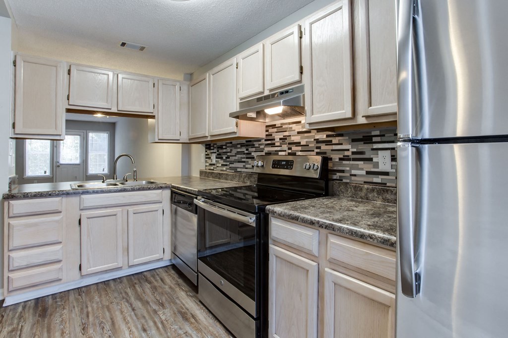 Two Bed Townhome Kitchen at Lory of Augusta Apartments, Augusta, GA