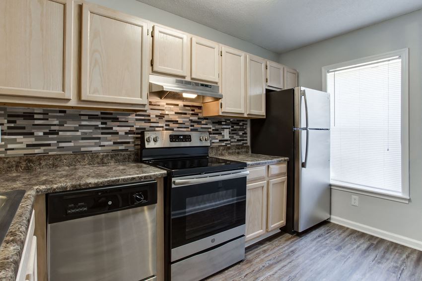 Two Bed Townhome Kitchen at Lory of Augusta Apartments, Augusta, GA, 30909 - Photo Gallery 1