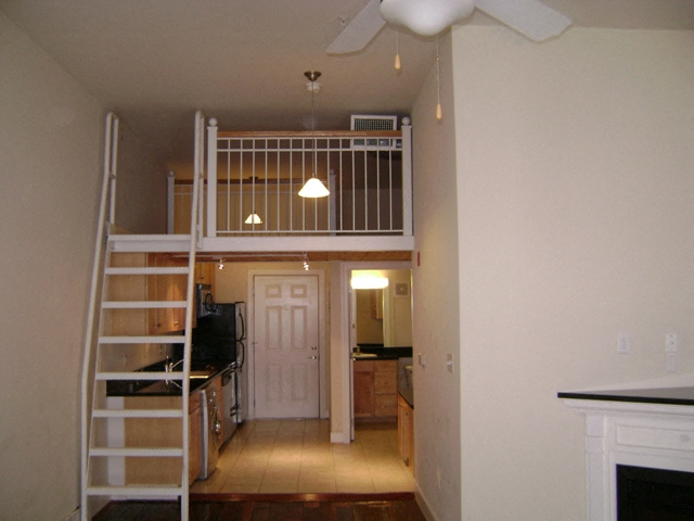 The Wedge At Courtyard Lofts