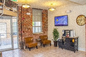 2823 E Main Street 1-2 Beds Apartment for Rent - Photo Gallery 4