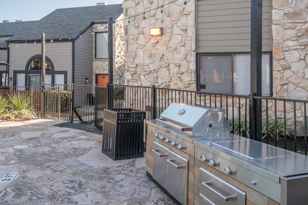 grill northwest san antonio apartments