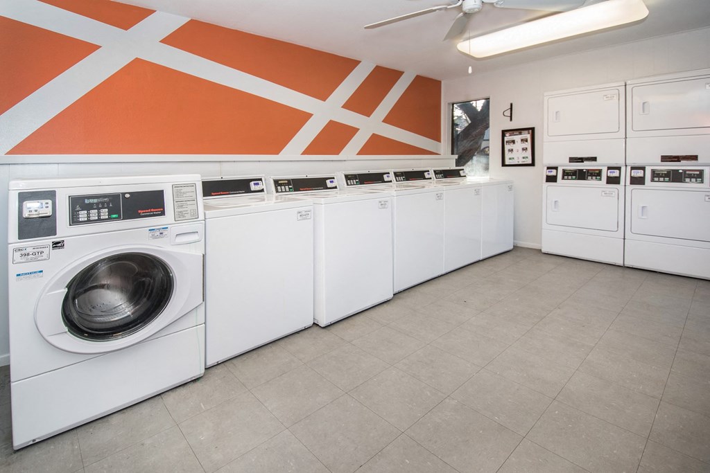 northwest san antonio apartments with laundry