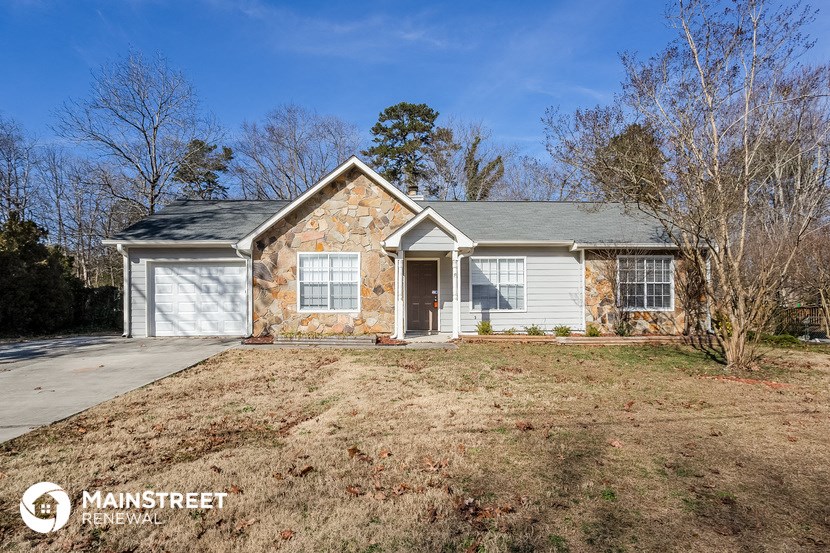 this home has been updated and is ready for you to move in