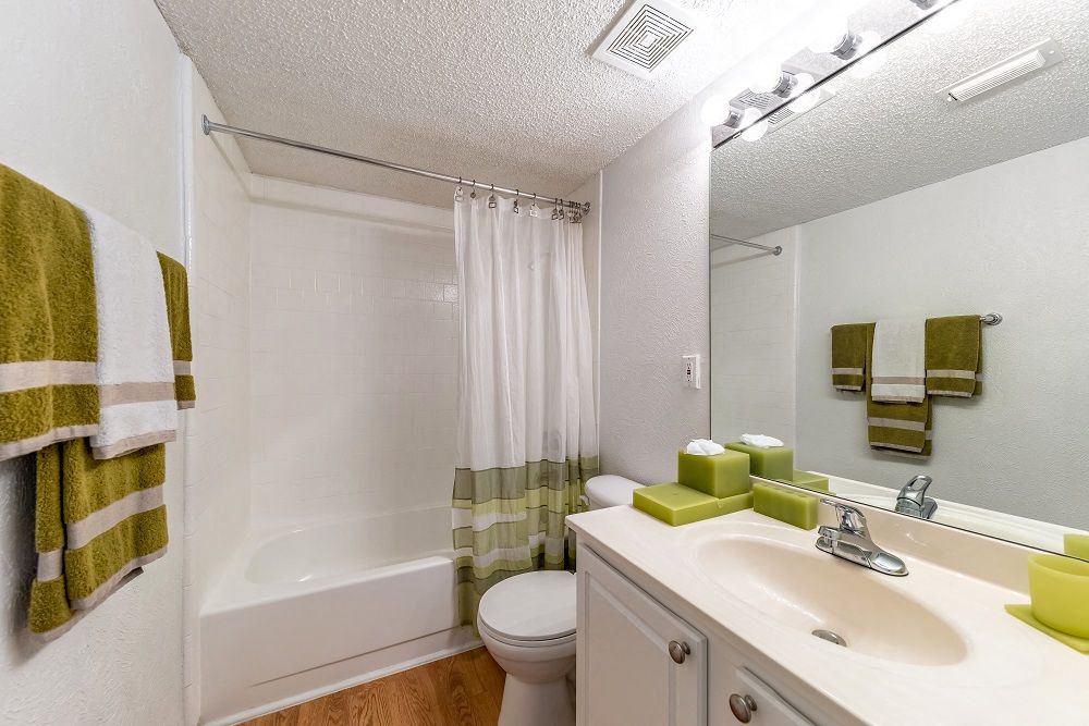 Arbor Creek Apartments Wichita Falls, TX Bathroom 2