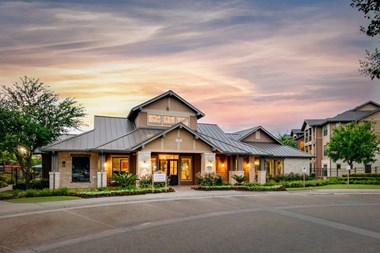 1320 Austin Hwy 1-3 Beds Apartment for Rent - Photo Gallery 2