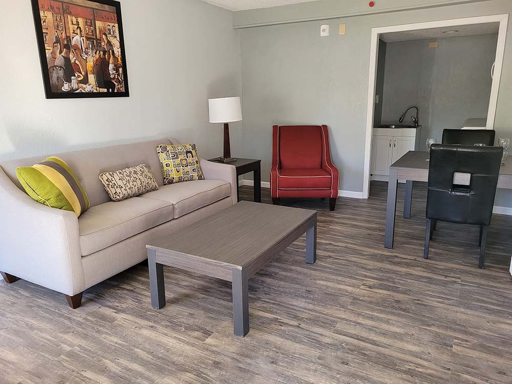 one bedroom living room at Plato's Cave Apartments, Missouri, 65616