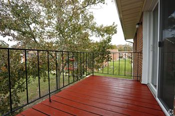 best apartments for rental at farmingdale gardens in farmingdale, nj apartment complex in monmouth county, nj
