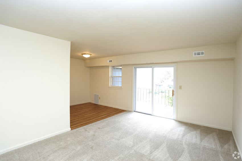 Farmingdale Gardens Apartments, 35 W Main St, Farmingdale, NJ RentCafe