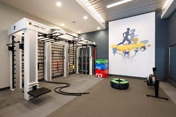 24-hour fitness center with 4,000+ square feet of indoor-outdoor athletic facilities