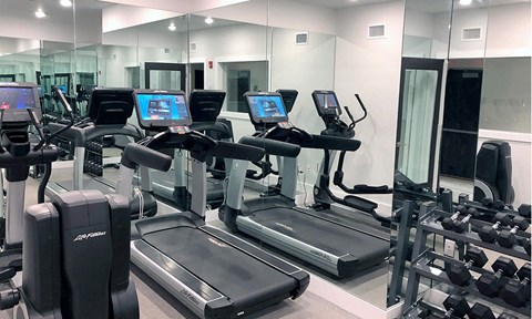 Grand Street Lofts apartments in Mamaroneck fitness center