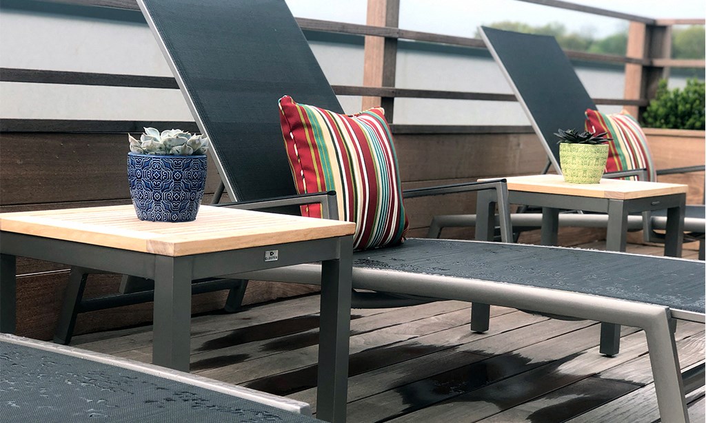 Grand Street Lofts apartments in Mamaroneck lounge