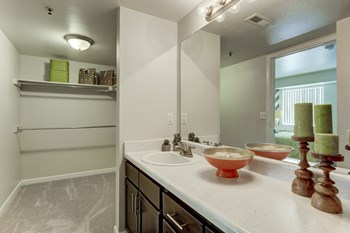 Ascent Apartments Interior Apartment-Bathroom
