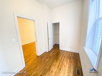 2100 N. Hoyne Ave. 1-3 Beds Apartment for Rent - Photo Gallery 6
