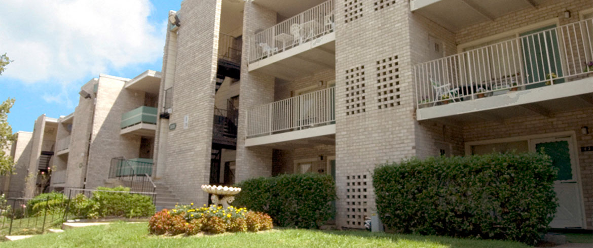 Pinebrook Apartments Apartments In Landover Md