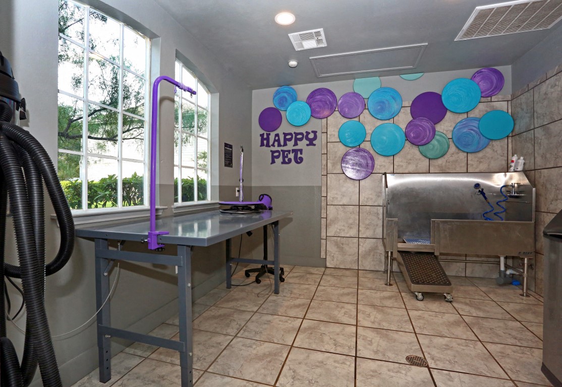 Pet Washing Station at Saddle Creek Apartments, Austin