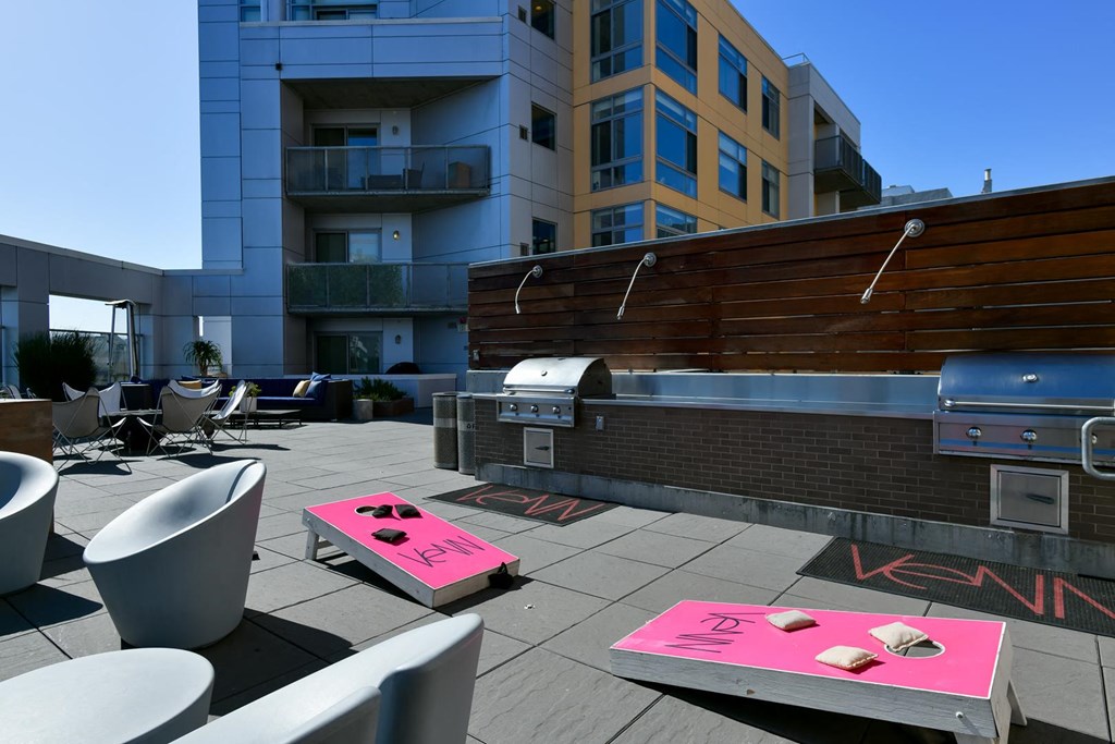 The Rooftop Deck With Bbq at Venn Apartments, San Francisco, 94102