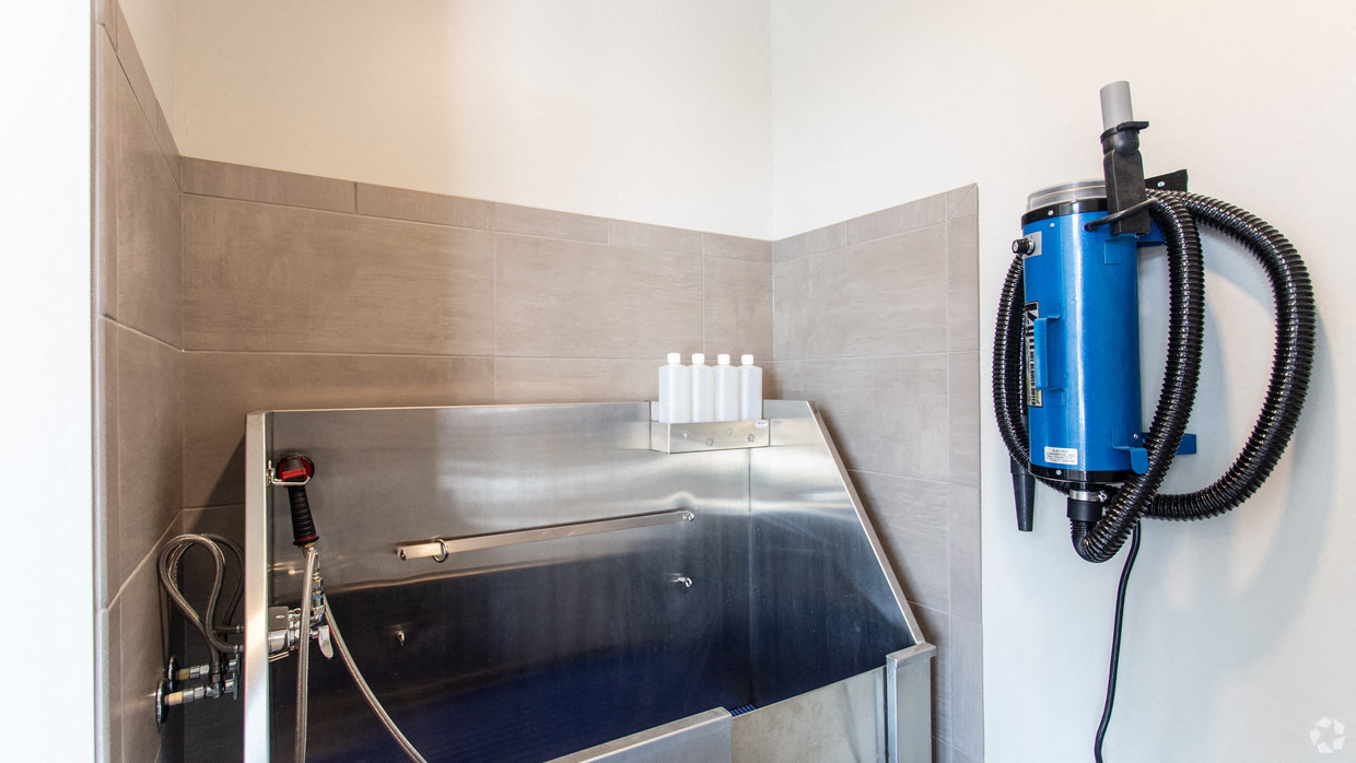 The Flats On Houk Apartments, 1000 Solomon Square, Delaware, OH RentCafe