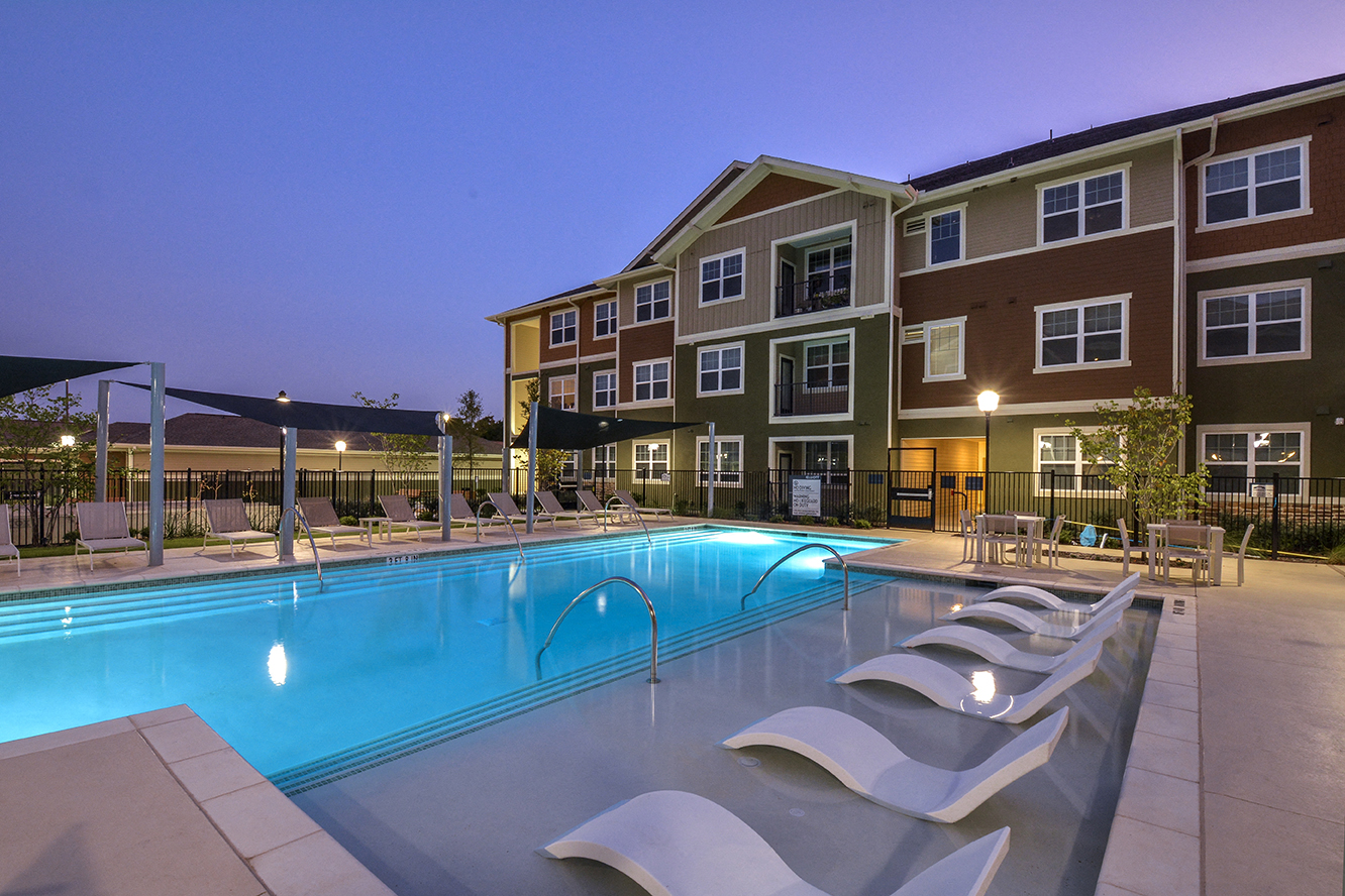 Arlington, TX Senior Living The Elliott Senior Apartments Photos