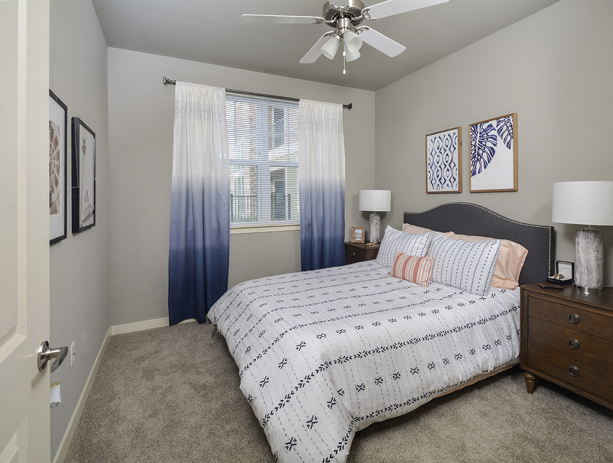 Arlington, TX Senior Living The Elliott Senior Apartments Photos