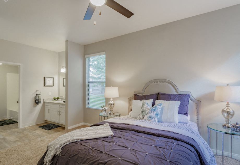 EASTLAND HILLS APARTMENTS