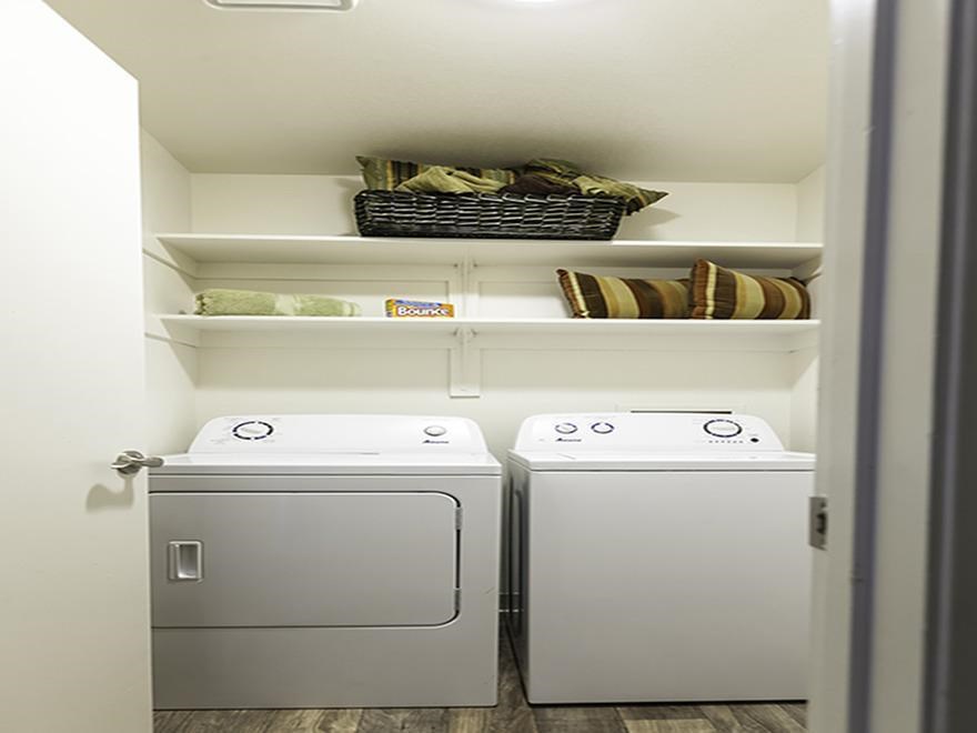 SPRING VILLAS APARTMENTS