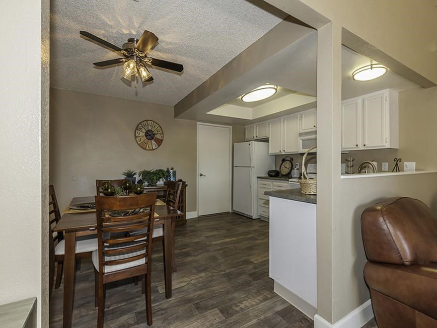 SPRING VILLAS APARTMENTS