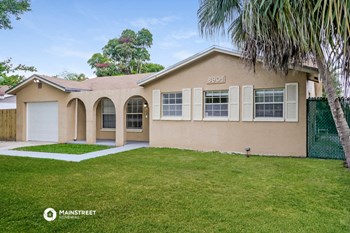 8901 SW 8th St 3 Beds House for Rent - Photo Gallery 4