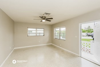 2650 SW 76th Ave 3 Beds House for Rent - Photo Gallery 4