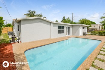 2360 NW 60th Ave 4 Beds House for Rent - Photo Gallery 5