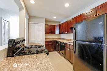 3620 NW 4th St 4 Beds House for Rent - Photo Gallery 6