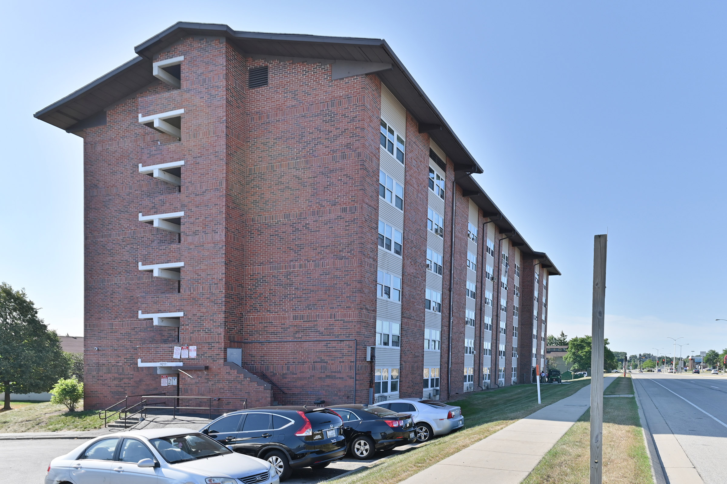 Aspen Crossing Apartments