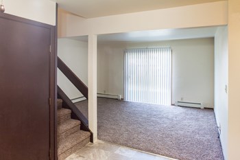 912 Martin Ave 2-3 Beds Apartment, Affordable for Rent - Photo Gallery 6