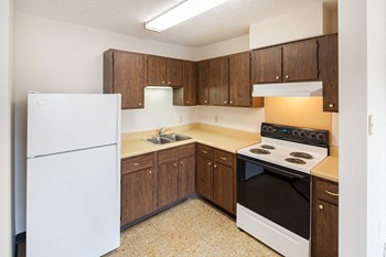 125 E. Ward St 1 Bed Apartment, Affordable for Rent - Photo Gallery 2