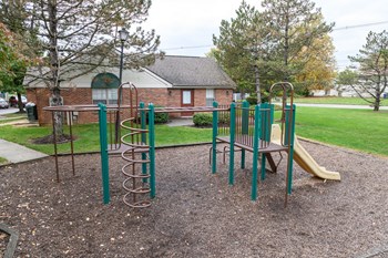 2350 Courtright Road 2-3 Beds Apartment, Affordable for Rent - Photo Gallery 21