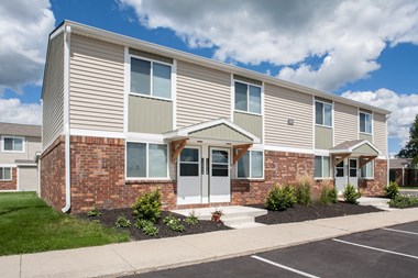 1206 Peeler Dr 2-3 Beds Apartment for Rent