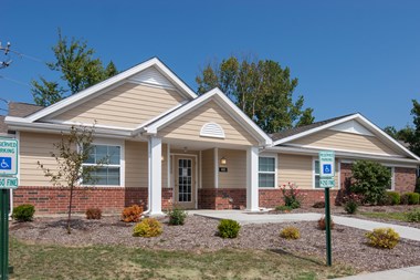 100 best apartments in lawrenceburg in with reviews rentcafe