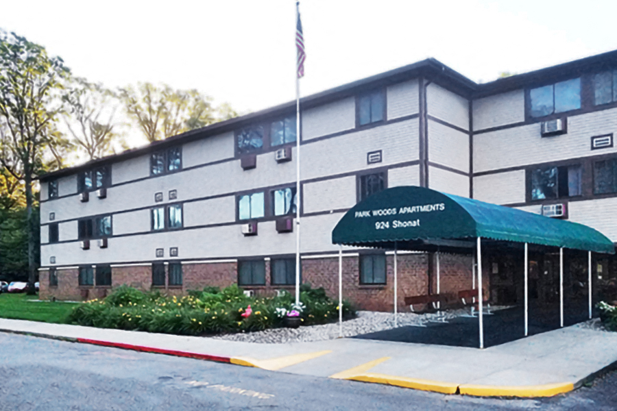 Park Woods Apartments 924 Shonat St Muskegon Mi Rentcafe