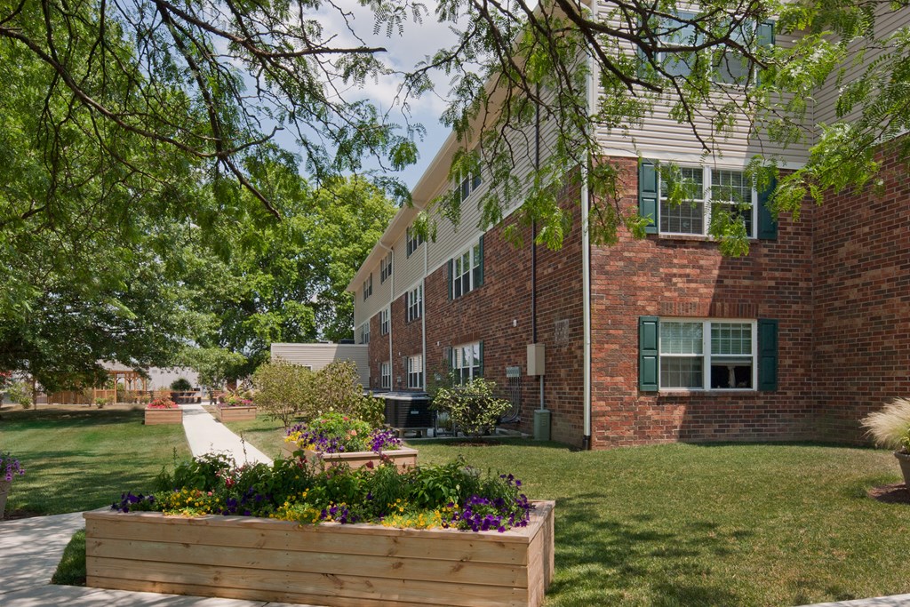 the building where the hotel is located