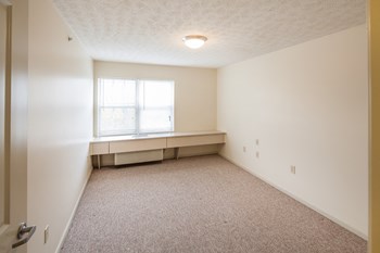 2850 Alum Creek Drive 1-2 Beds Apartment, Home, Affordable for Rent - Photo Gallery 15