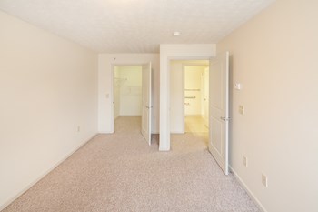 2850 Alum Creek Drive 1-2 Beds Apartment, Home, Affordable for Rent - Photo Gallery 16