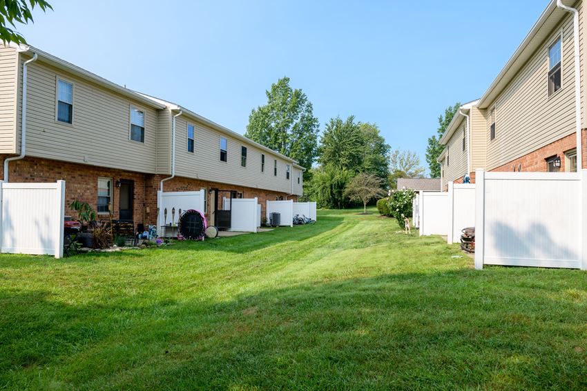 Batavia Village Apartments, 4362 Armstrong Blvd, Batavia, OH RentCafe