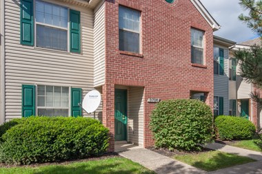 2350 Courtright Rd 2-3 Beds Apartment for Rent Photo Gallery 1